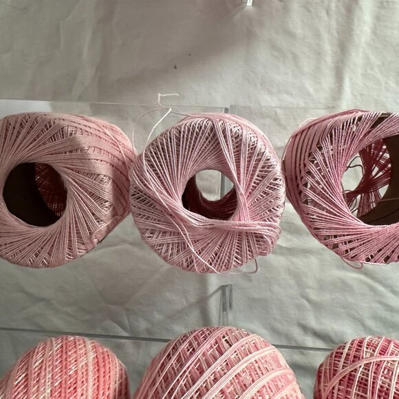Crochet Thread 8 Assorted Pink Spools Mary Maxium Heritage Sz 10 Vintage - Picture 4 of 7